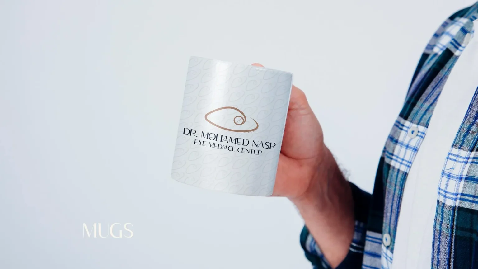 Dr-Mohamed Nasr Center - Corporate Brand Manual_page-0032